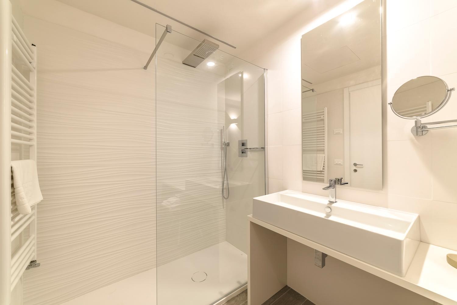 Hotel Tenda Rossa Marina di Carrara Kültér fotó