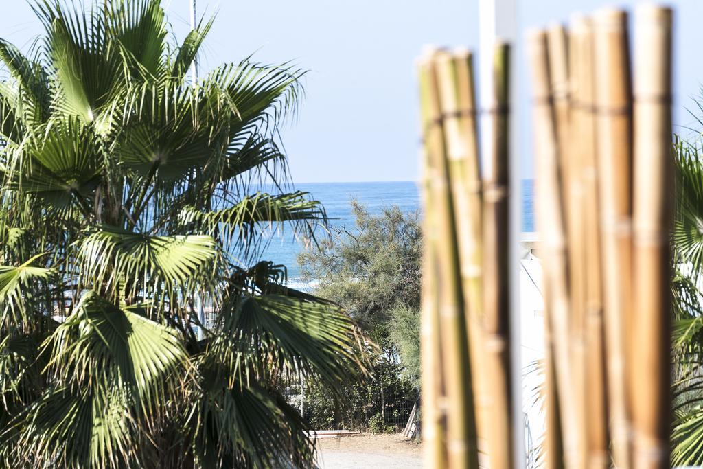 Hotel Tenda Rossa Marina di Carrara Kültér fotó
