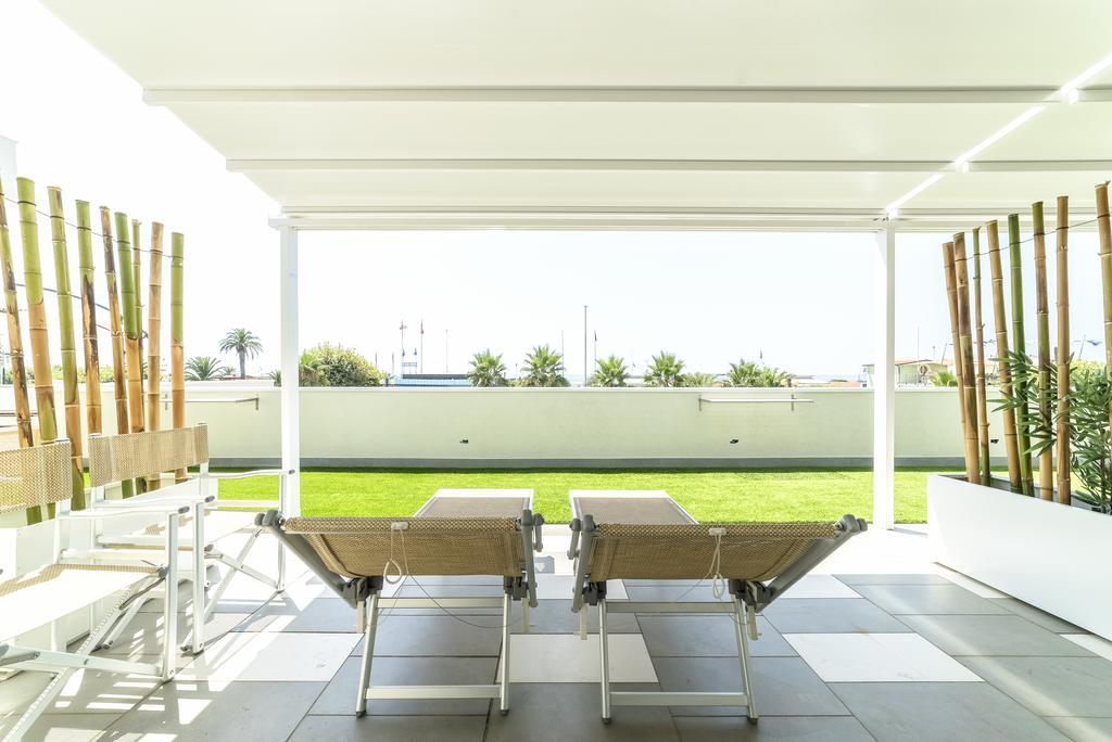 Hotel Tenda Rossa Marina di Carrara Kültér fotó