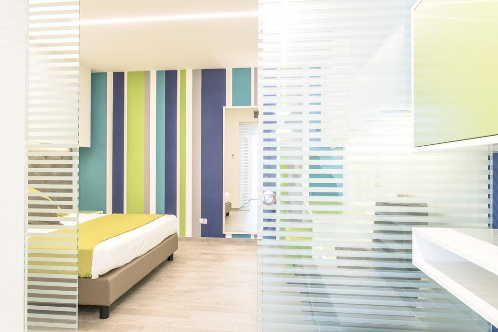 Hotel Tenda Rossa Marina di Carrara Kültér fotó